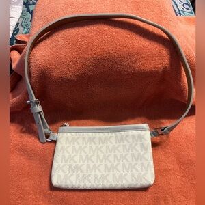 Michael Kors Cream/White Signature Crossbody Pouch